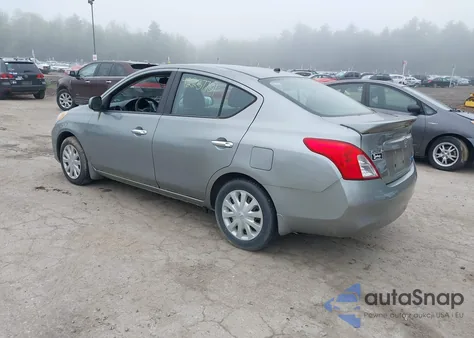 2013 Nissan Versa 1.6 Sv z USA, uszkodzony, nr VIN 3N1CN7AP6DL889059